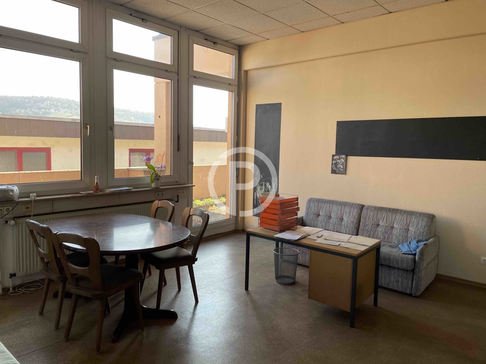 OG Büro vorne links