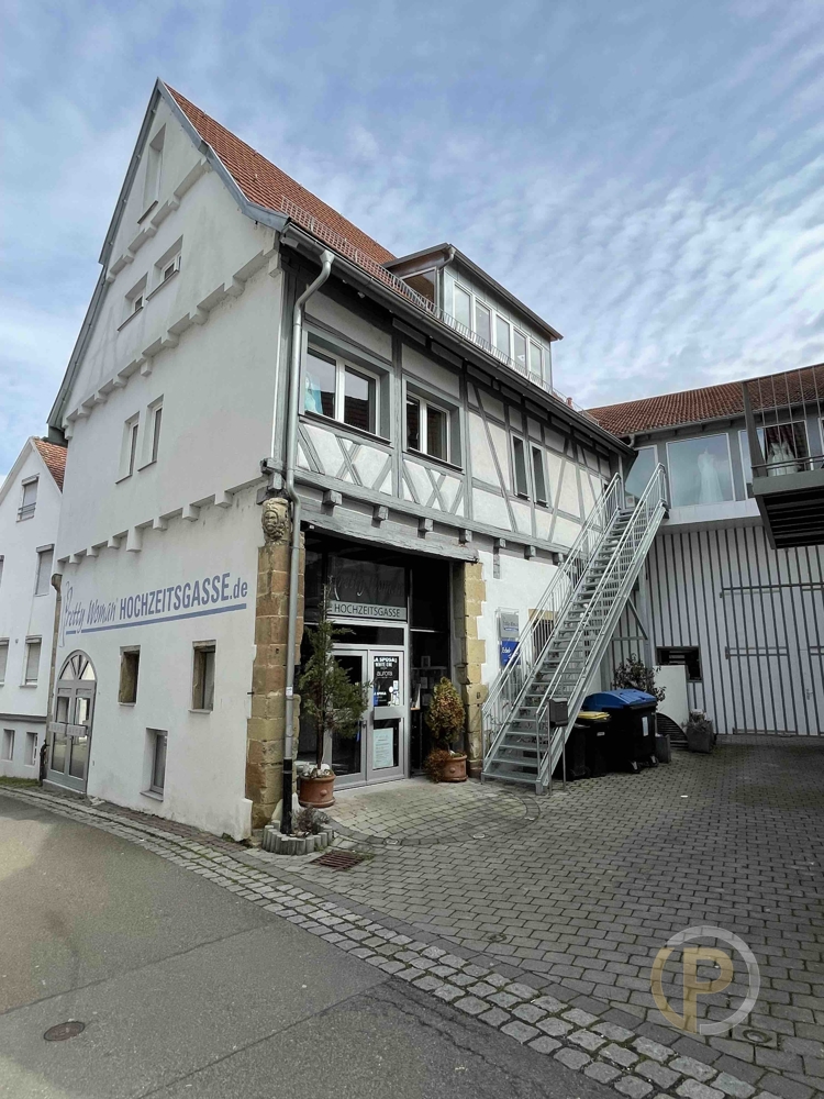 Westansicht Eingang