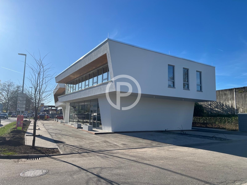 Ansicht Ost Parkplätze