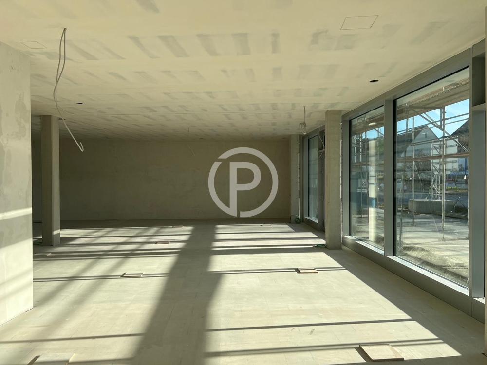 Einheit 3 Ost-Ansicht Schaufenster